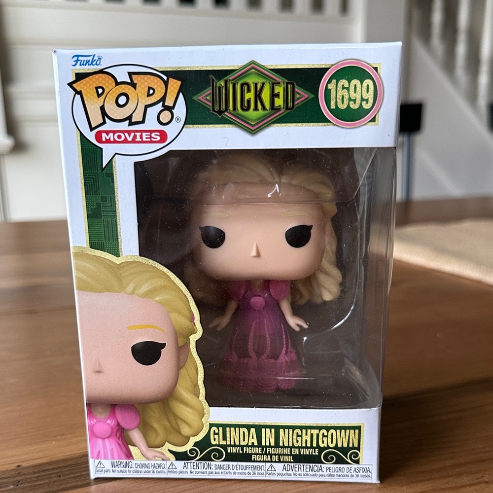 🌿 FUNKO POP! Glinda in Pink Nightgown. Wicked.